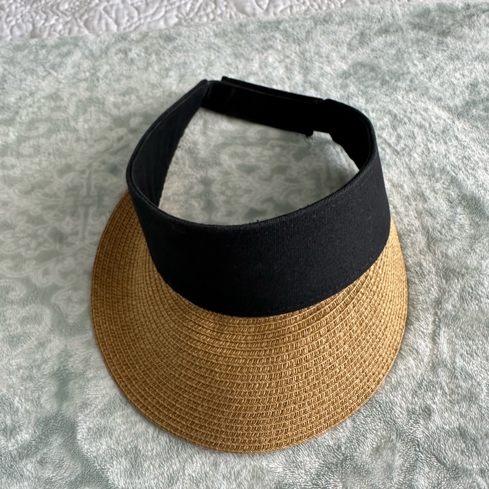 Black and Tan Women's Visor